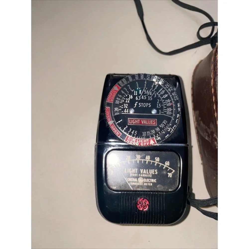 Vintage GE Light/Exposure Meter W/ Original Case Photography‎